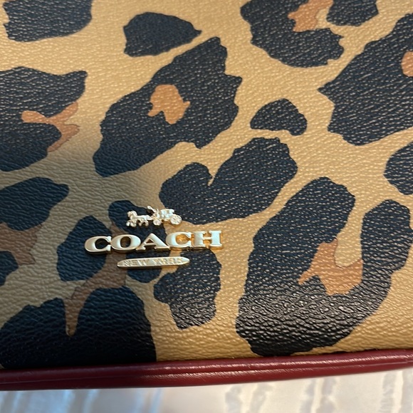 NWT Coach Isla crossbody purse - Picture 6 of 12